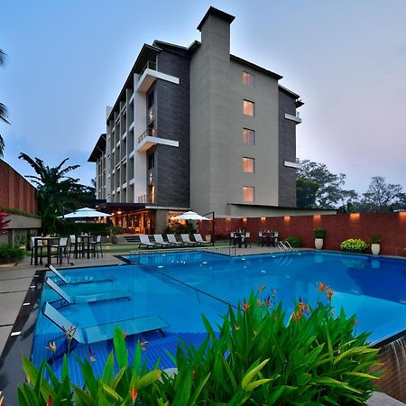 Hotel Citadines Arpora Nagoa Goa Extérieur photo