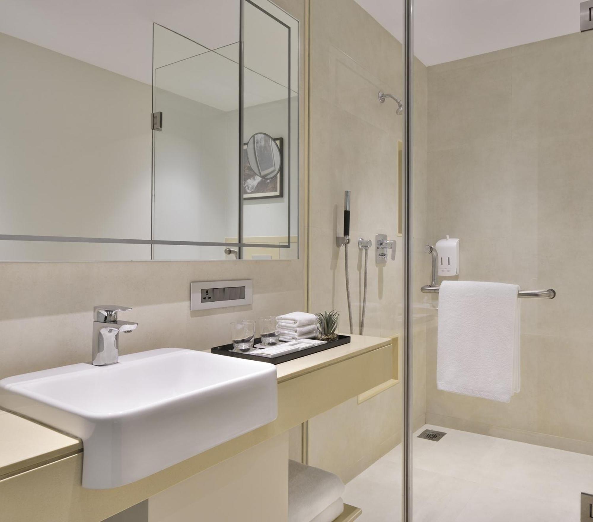 Hotel Citadines Arpora Nagoa Goa Extérieur photo