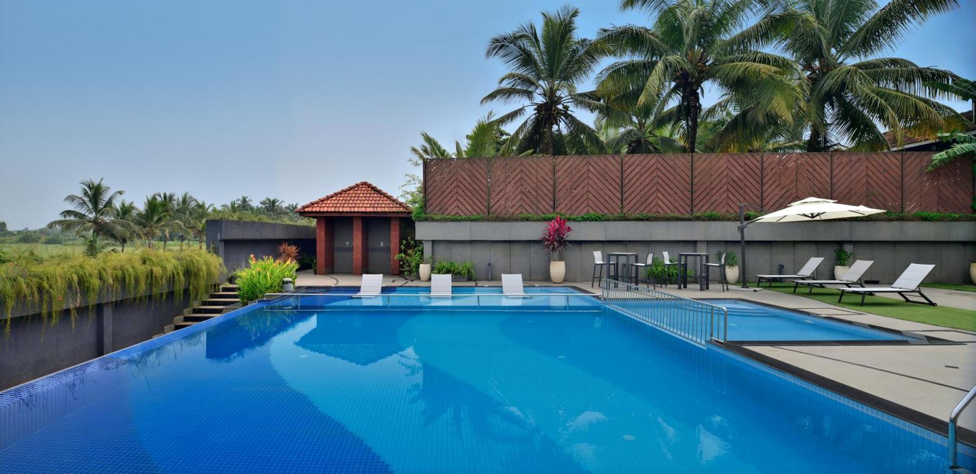 Hotel Citadines Arpora Nagoa Goa Extérieur photo